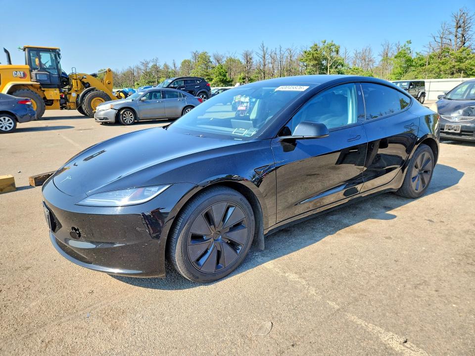 60045826 :رقم المزاد ، 5YJ3E1EBXRF793000 vin ، 2024 Tesla Model 3 مزاد بيع
