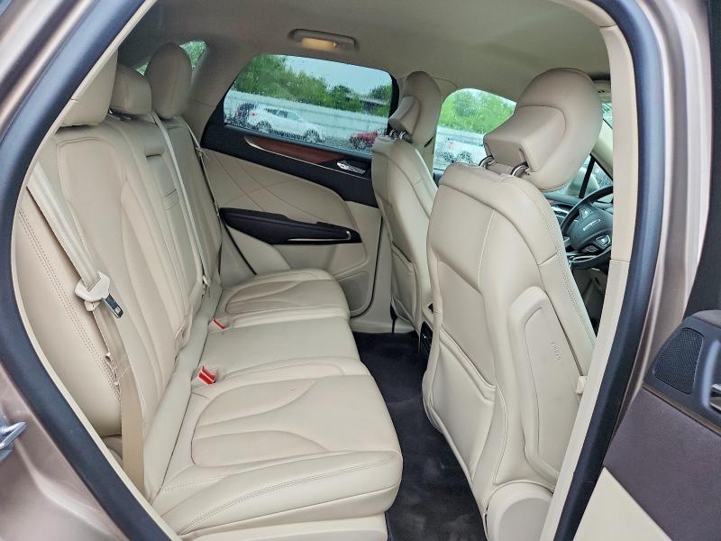 59326746 :رقم المزاد ، 5LMCJ2D90JUL29881 vin ، 2018 Lincoln Mkc مزاد بيع
