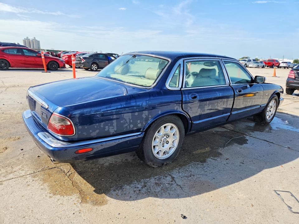 2000 Jaguar Xj8 მანქანა იყიდება აუქციონზე, vin: SAJDA23C6YLF07466, აუქციონის ნომერი: 61216576