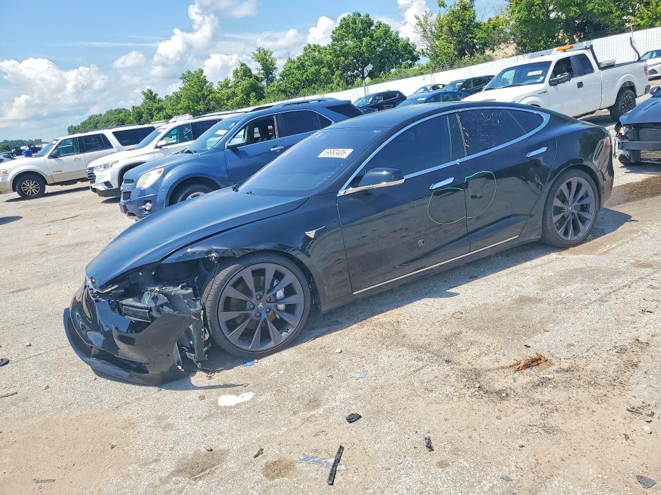 59653406 :رقم المزاد ، 5YJSA1E23MF424415 vin ، 2021 Tesla Model S مزاد بيع