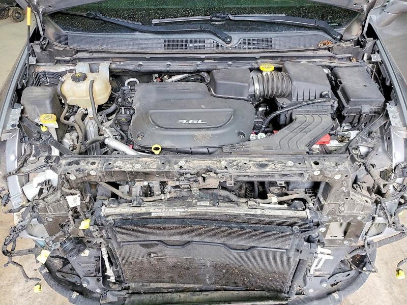 61870996 :رقم المزاد ، 2C4RC1FG5JR113278 vin ، 2018 Chrysler Pacifica مزاد بيع
