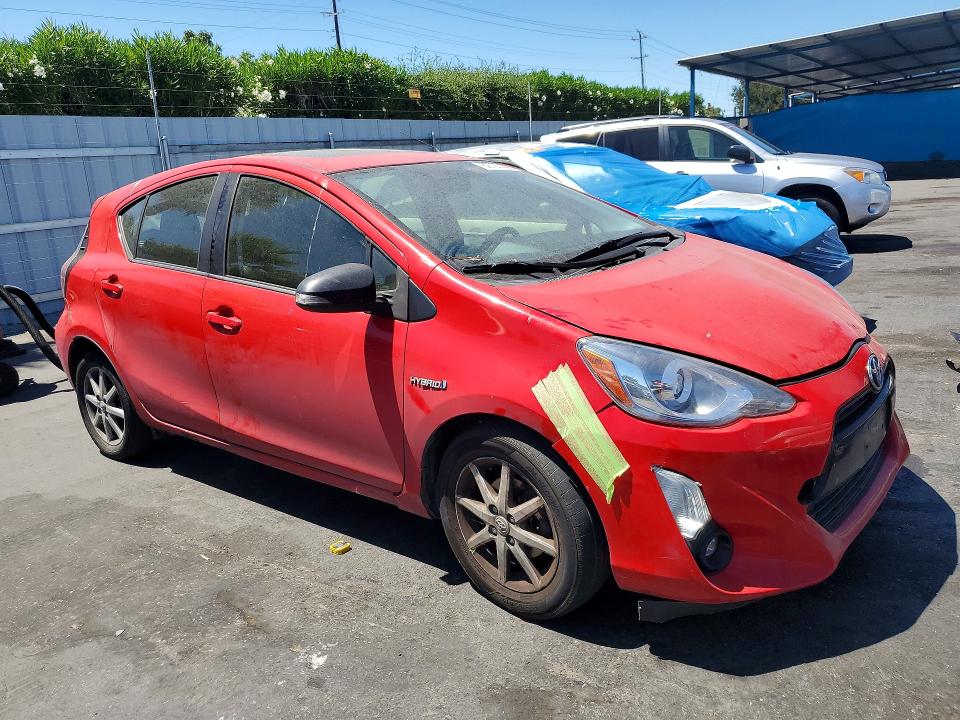 Продаж на аукціоні авто 2015 Toyota Prius C, vin: JTDKDTB33F1107911, номер лоту: 62720196