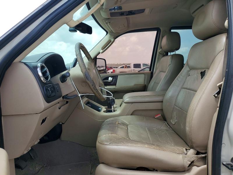 61373156 :رقم المزاد ، 1FMPU19556LA81894 vin ، 2006 Ford Expedition مزاد بيع
