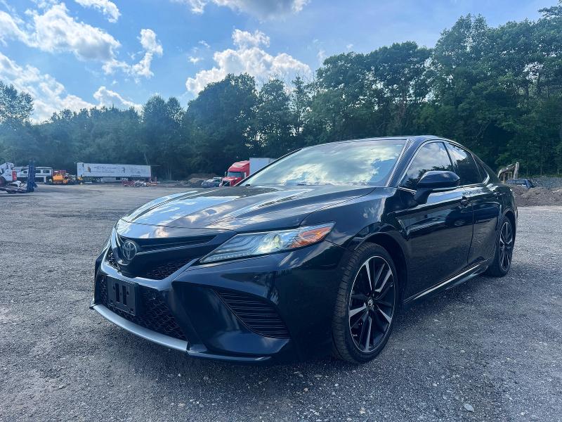 Продаж на аукціоні авто 2018 Toyota Camry, vin: 4T1B61HK9JU052302, номер лоту: 60720546