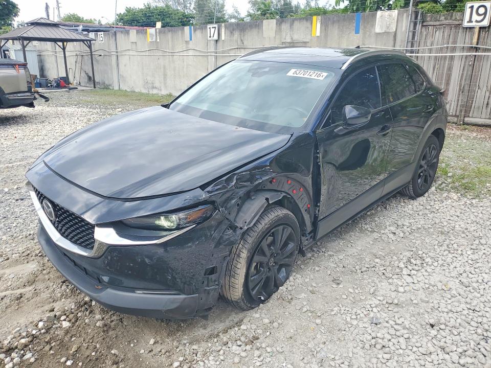 63701216 :رقم المزاد ، 3MVDMBDY9NM409019 vin ، 2022 Mazda Cx-30 مزاد بيع