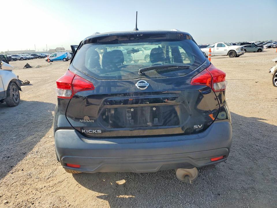 61614726 :رقم المزاد ، 3N1CP5CU3KL542027 vin ، 2019 Nissan Kicks مزاد بيع
