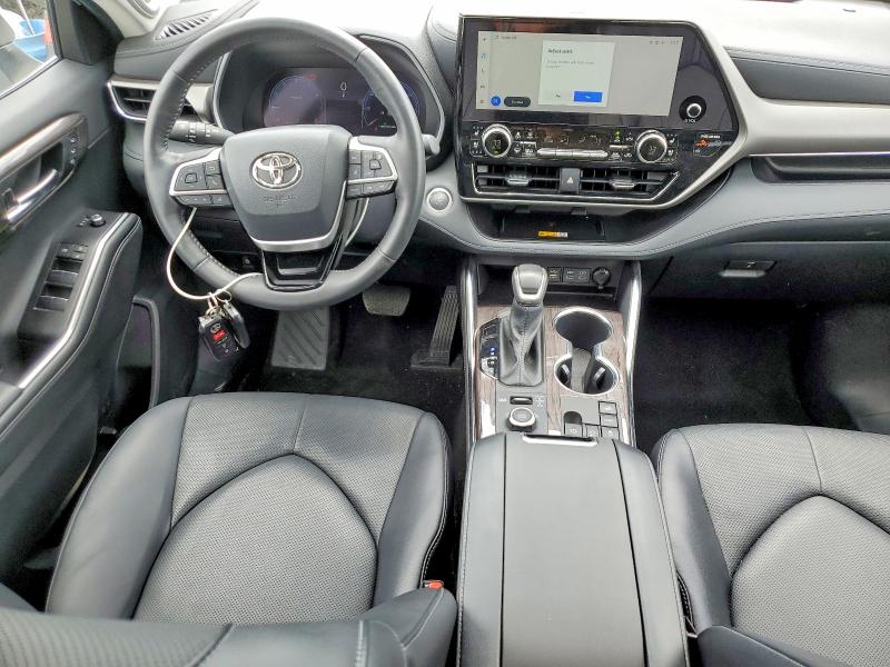 2025 Toyota Highlander მანქანა იყიდება აუქციონზე, vin: 5TDKDRBHXSS578076, აუქციონის ნომერი: 62123216