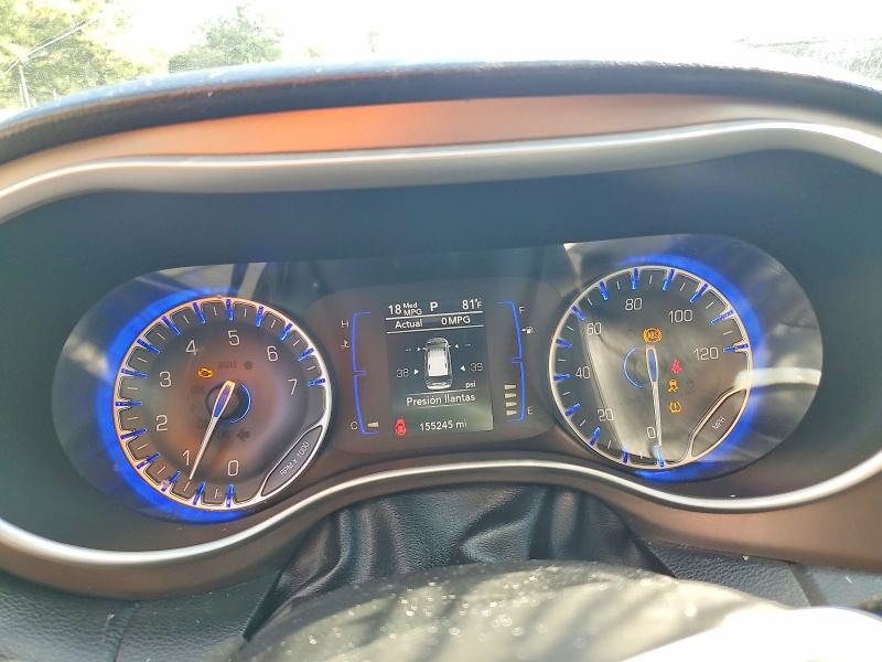 60950326 :رقم المزاد ، 2C4RC1AG1JR258020 vin ، 2018 Chrysler Pacifica مزاد بيع