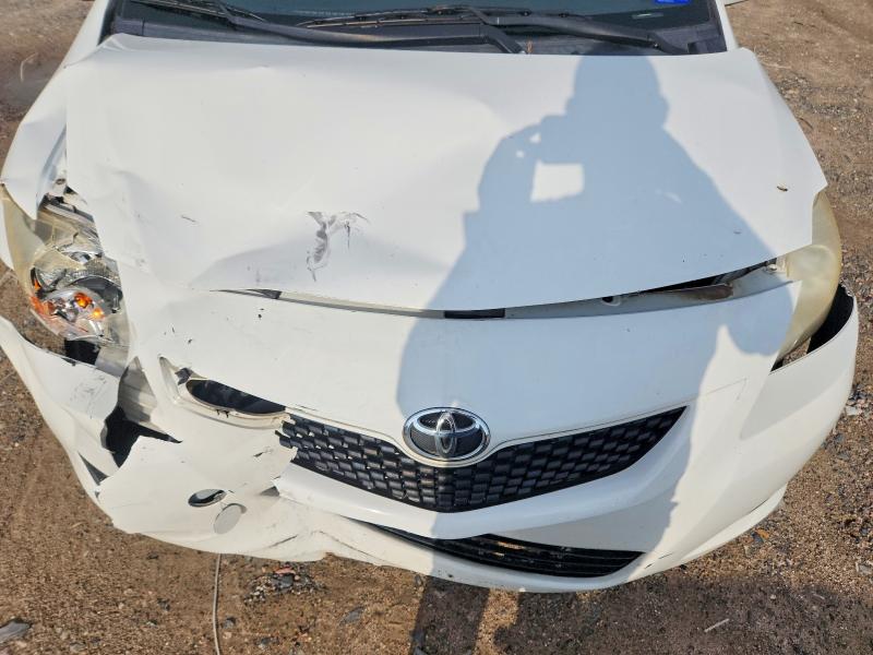 59701566 :رقم المزاد ، JTDBT4K35CL020827 vin ، 2012 Toyota Yaris مزاد بيع