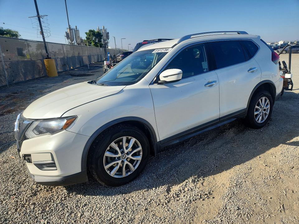 Продажа на аукционе авто 2018 Nissan Rogue, vin: KNMAT2MT6JP600008, номер лота: 61072756