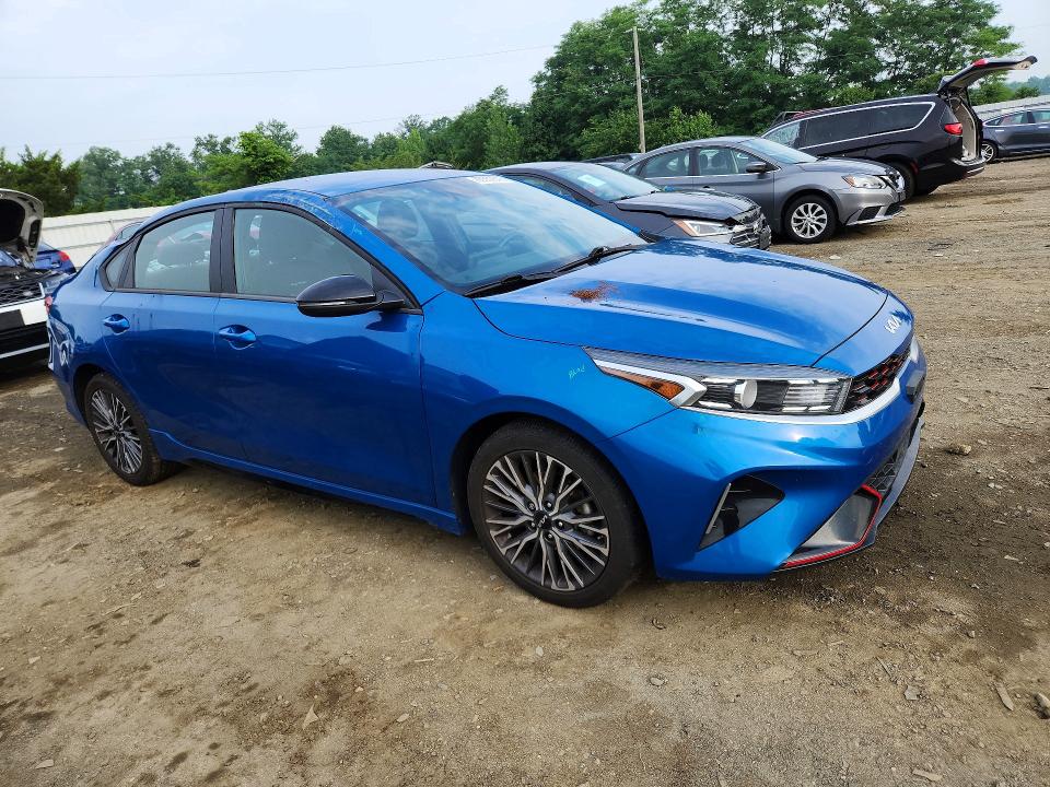 2022 Kia Forte მანქანა იყიდება აუქციონზე, vin: 3KPF54AD2NE473093, აუქციონის ნომერი: 60562646