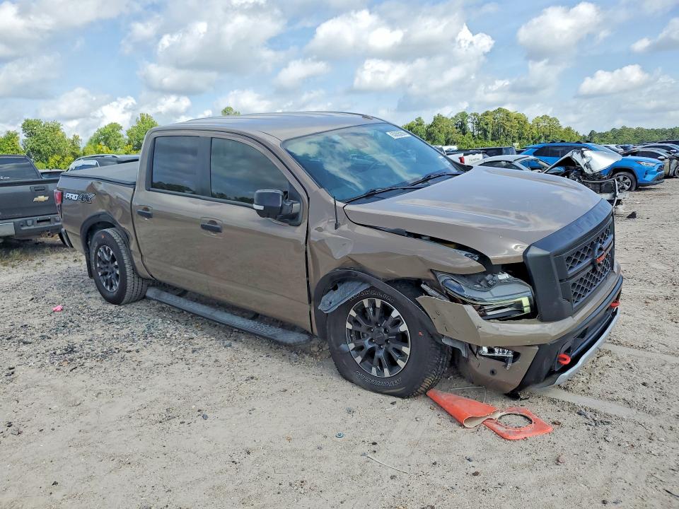 63055296 :رقم المزاد ، 1N6AA1ED3MN508150 vin ، 2021 Nissan Titan مزاد بيع