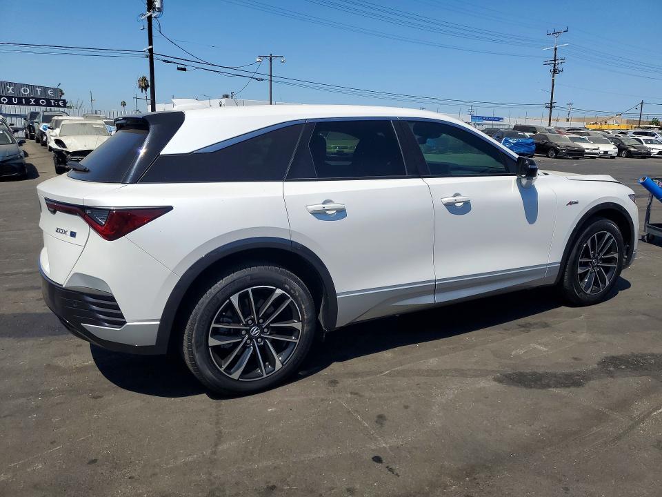 2024 Acura Zdx მანქანა იყიდება აუქციონზე, vin: 4W5KHMRK8RZ509407, აუქციონის ნომერი: 62810996