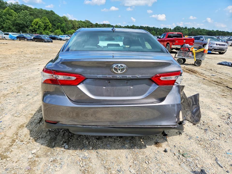 62546436 :رقم المزاد ، 4T1B11HK6KU806742 vin ، 2019 Toyota Camry مزاد بيع