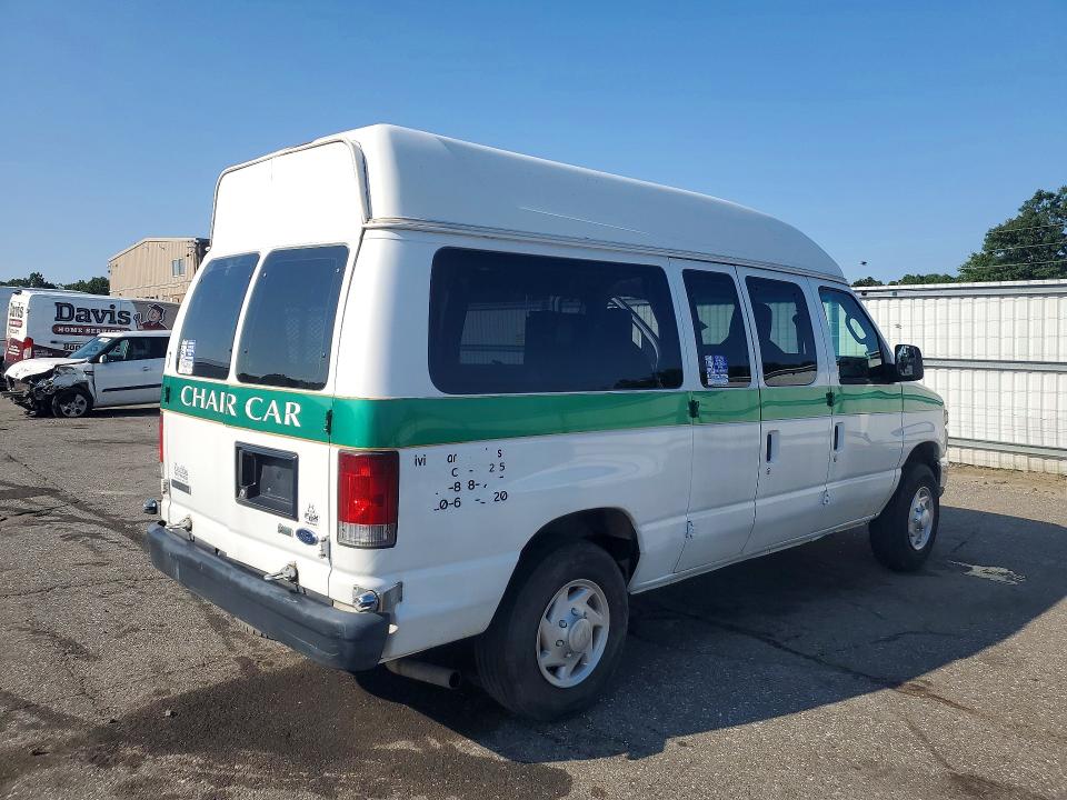61369506 :رقم المزاد ، 1FTNE24W89DA84589 vin ، 2009 Ford Econoline مزاد بيع