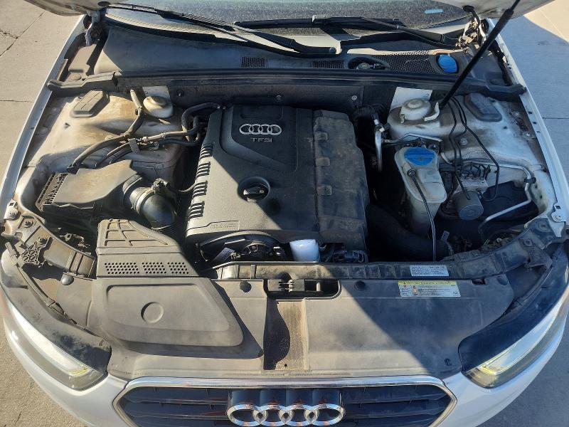 60127706 :رقم المزاد ، WAUAFAFL0FN007761 vin ، 2015 Audi A4 مزاد بيع