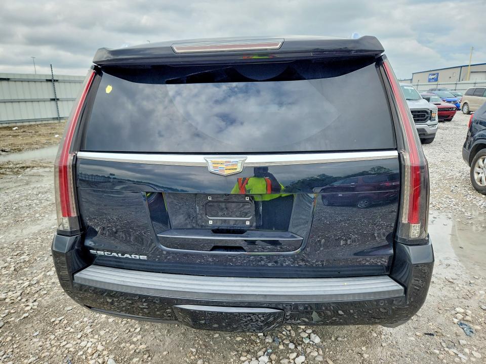 2015 Cadillac Escalade მანქანა იყიდება აუქციონზე, vin: 1GYS3MKJ7FR559640, აუქციონის ნომერი: 62578106