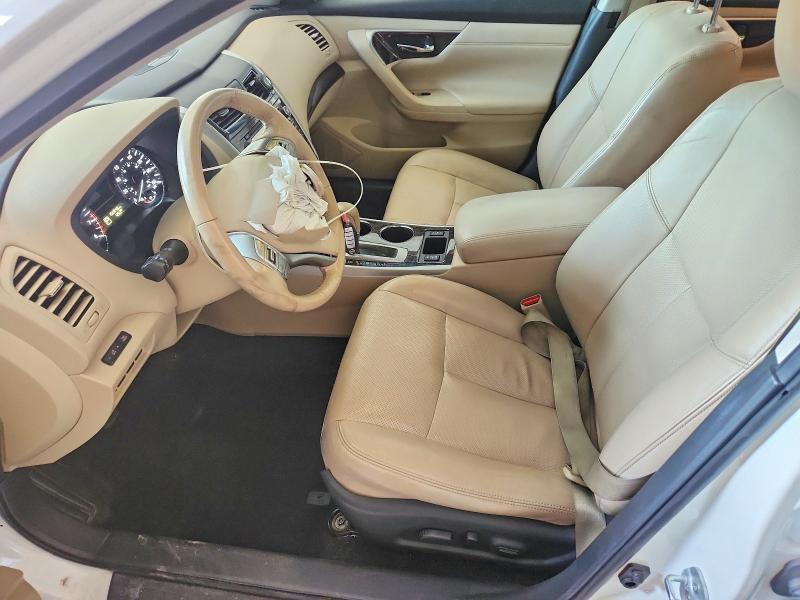 2015 Nissan Altima მანქანა იყიდება აუქციონზე, vin: 1N4AL3AP7FN861766, აუქციონის ნომერი: 62946726