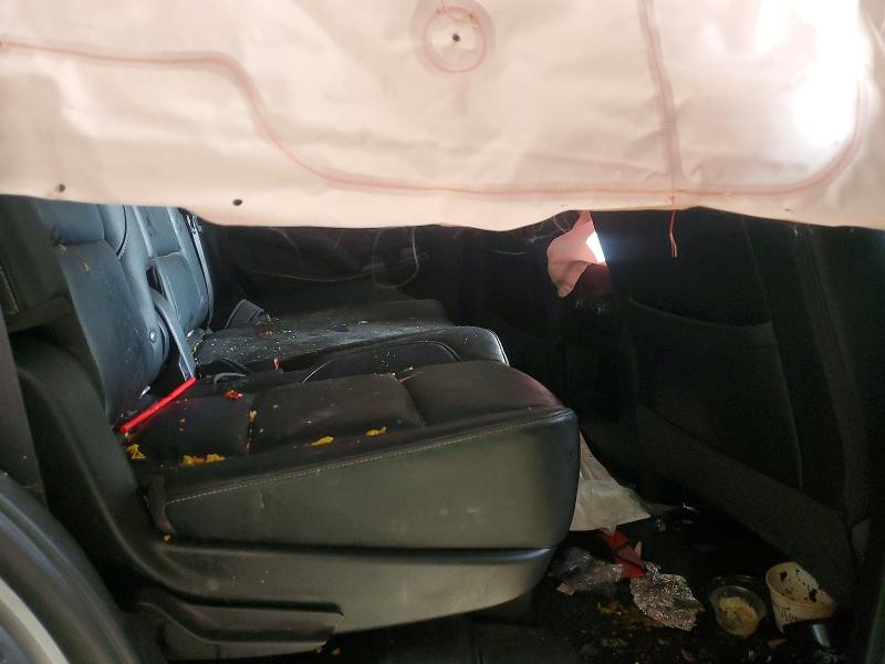 61855966 :رقم المزاد ، 1GNSKBKC3LR112479 vin ، 2020 Chevrolet Tahoe مزاد بيع