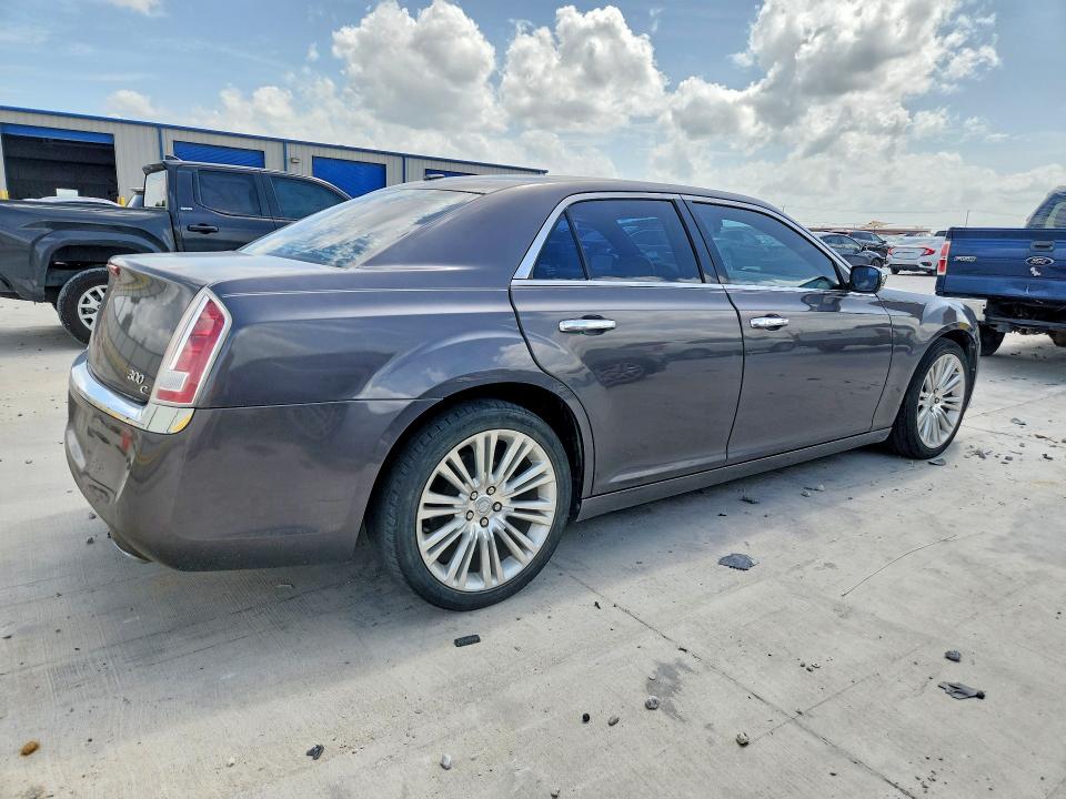 61864746 :رقم المزاد ، 2C3CCAEGXEH183768 vin ، 2014 Chrysler 300c مزاد بيع