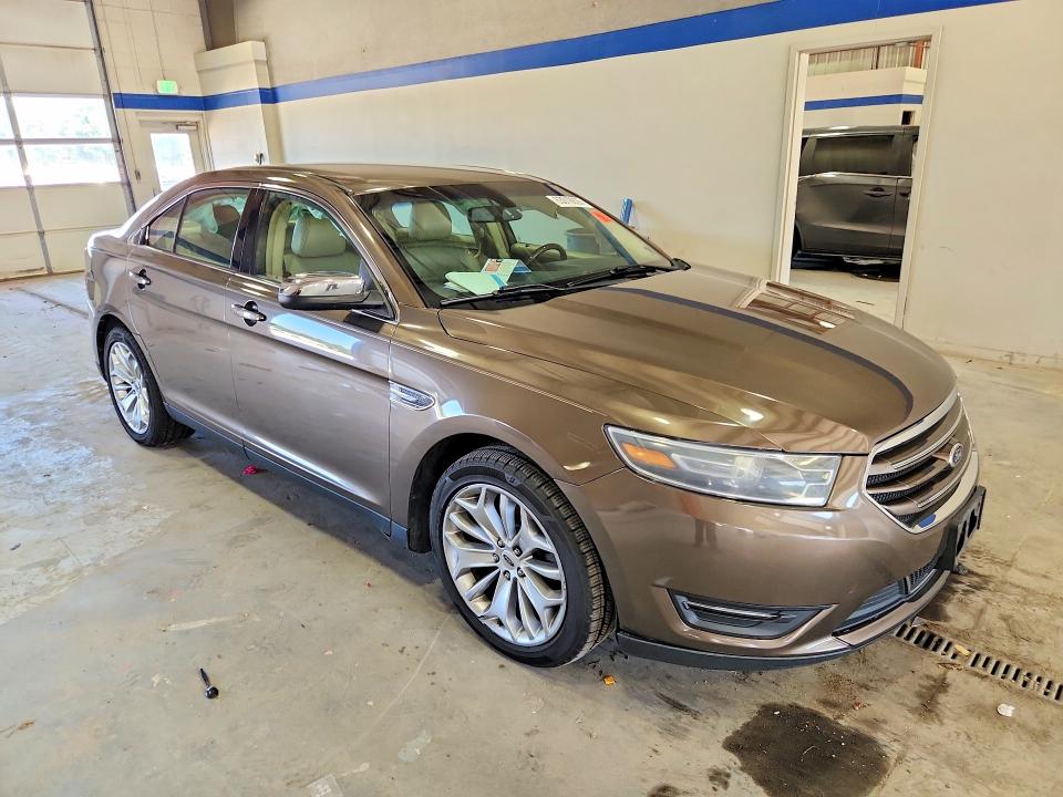 Продажа на аукционе авто 2015 Ford Taurus, vin: 1FAHP2F88FG101218, номер лота: 63016926