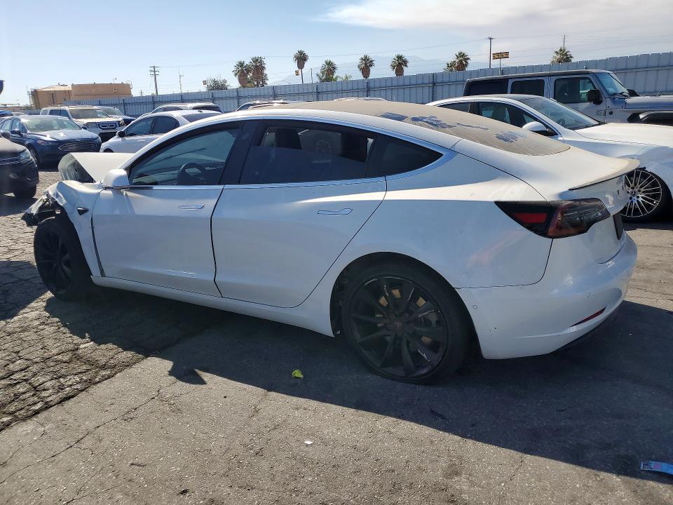 2020 Tesla Model 3 მანქანა იყიდება აუქციონზე, vin: 5YJ3E1EA5LF743863, აუქციონის ნომერი: 60892536