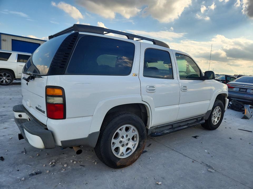 61002076 :رقم المزاد ، 1GNEK13Z04R299224 vin ، 2004 Chevrolet Tahoe مزاد بيع