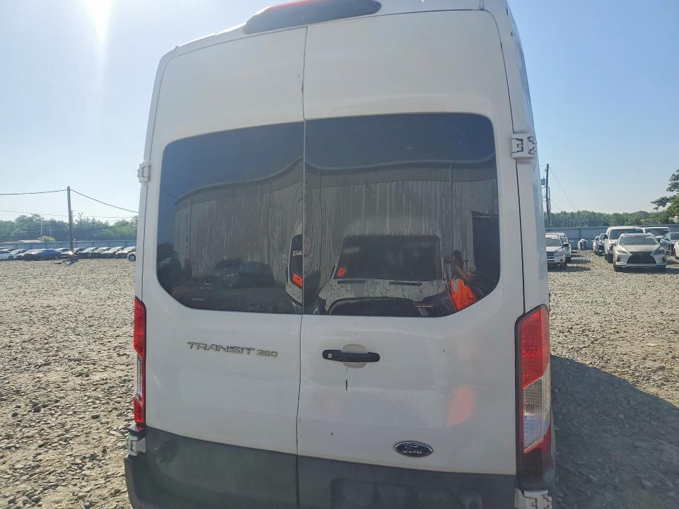 59630706 :رقم المزاد ، 1FTBW3XM8JKA83202 vin ، 2018 Ford Transit مزاد بيع