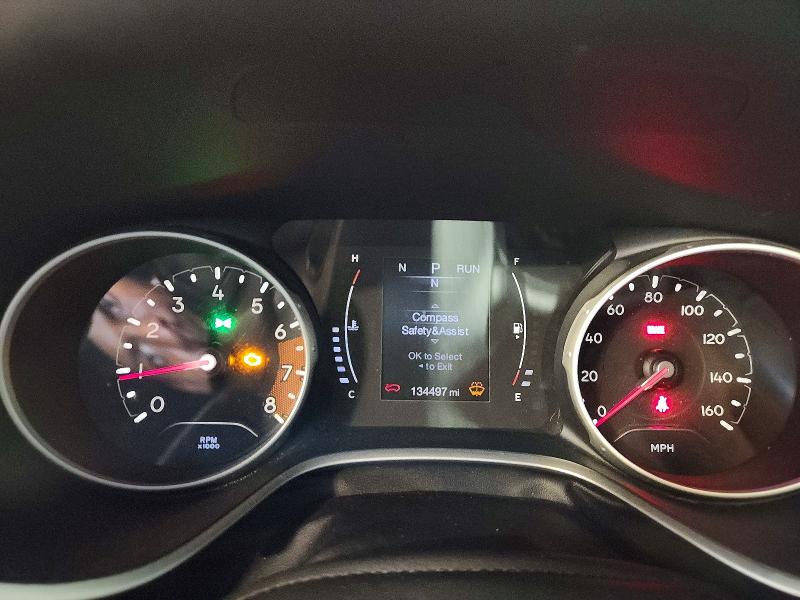59591916 :رقم المزاد ، 3C4NJDAB0JT177176 vin ، 2018 Jeep Compass مزاد بيع