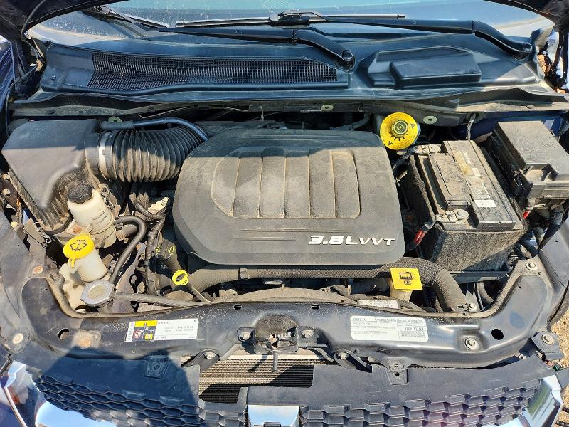 62760106 :رقم المزاد ، 2C4RDGCG2FR738345 vin ، 2015 Dodge Grand Caravan مزاد بيع