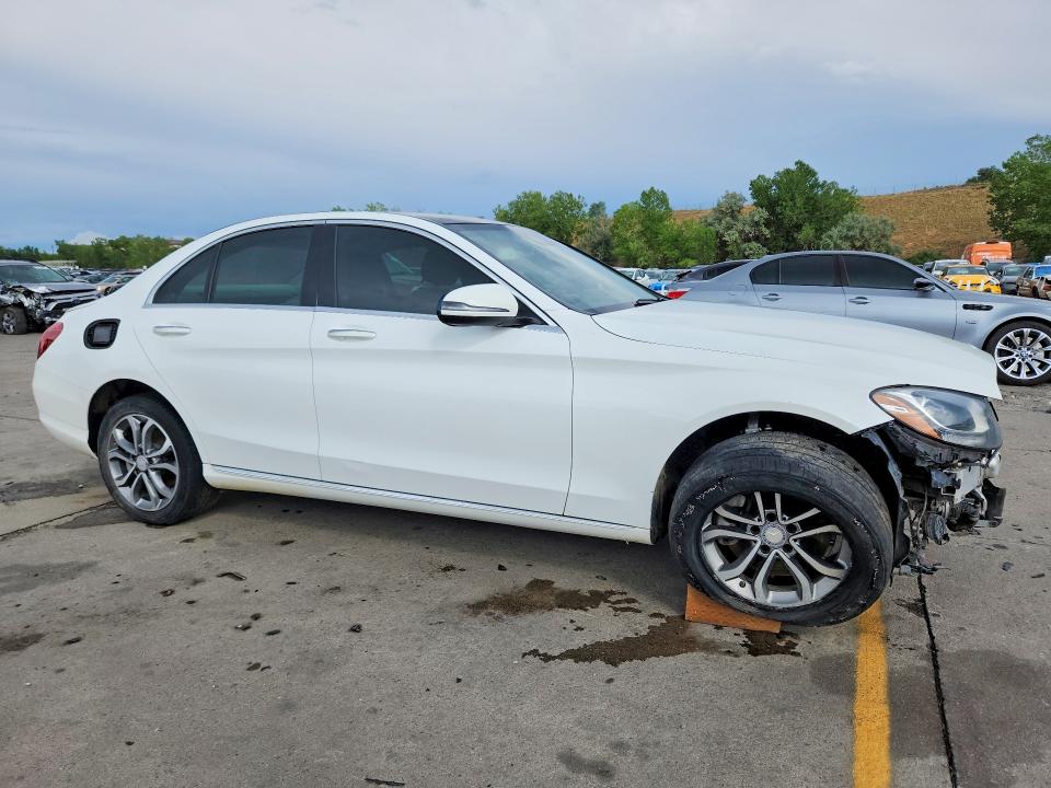 61636336 :رقم المزاد ، 55SWF4KB0GU114508 vin ، 2016 Mercedes-benz C مزاد بيع