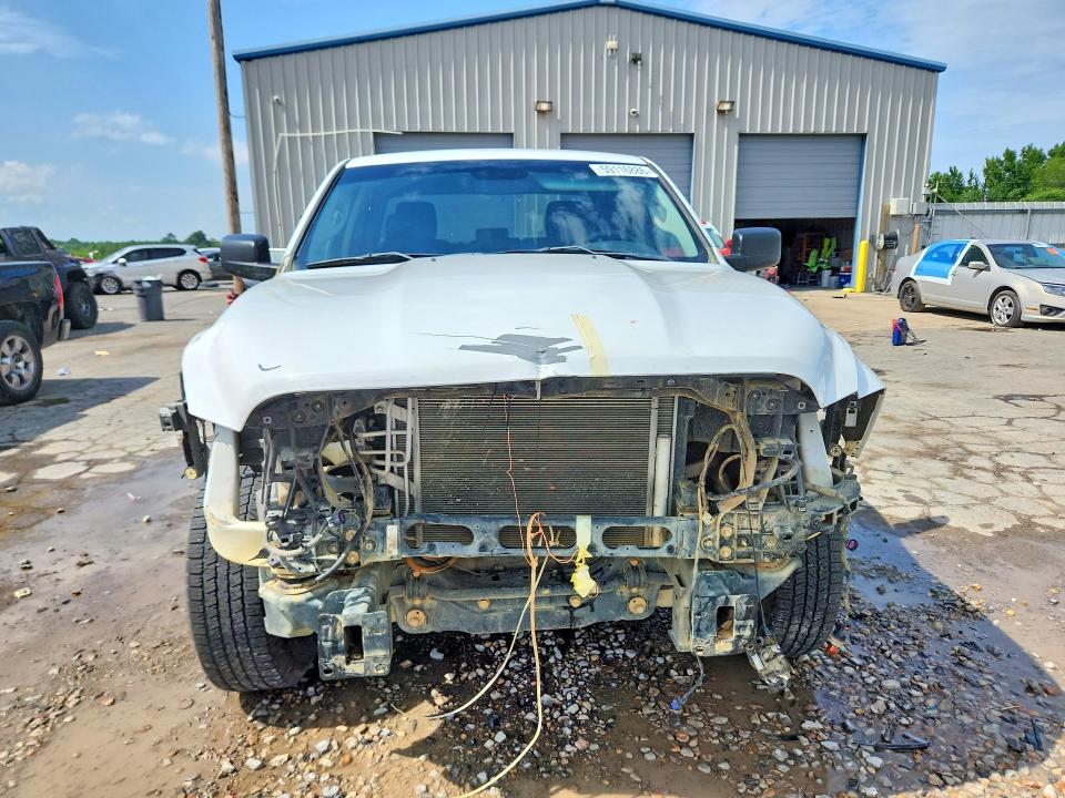 59116886 :رقم المزاد ، 1C6RR6FG6MS548378 vin ، 2021 Ram 1500 Classic مزاد بيع