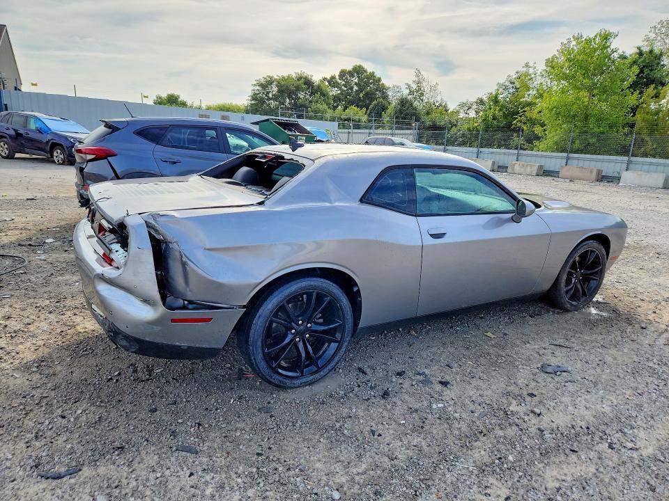 62228646 :رقم المزاد ، 2C3CDZAG8GH168559 vin ، 2016 Dodge Challenger مزاد بيع