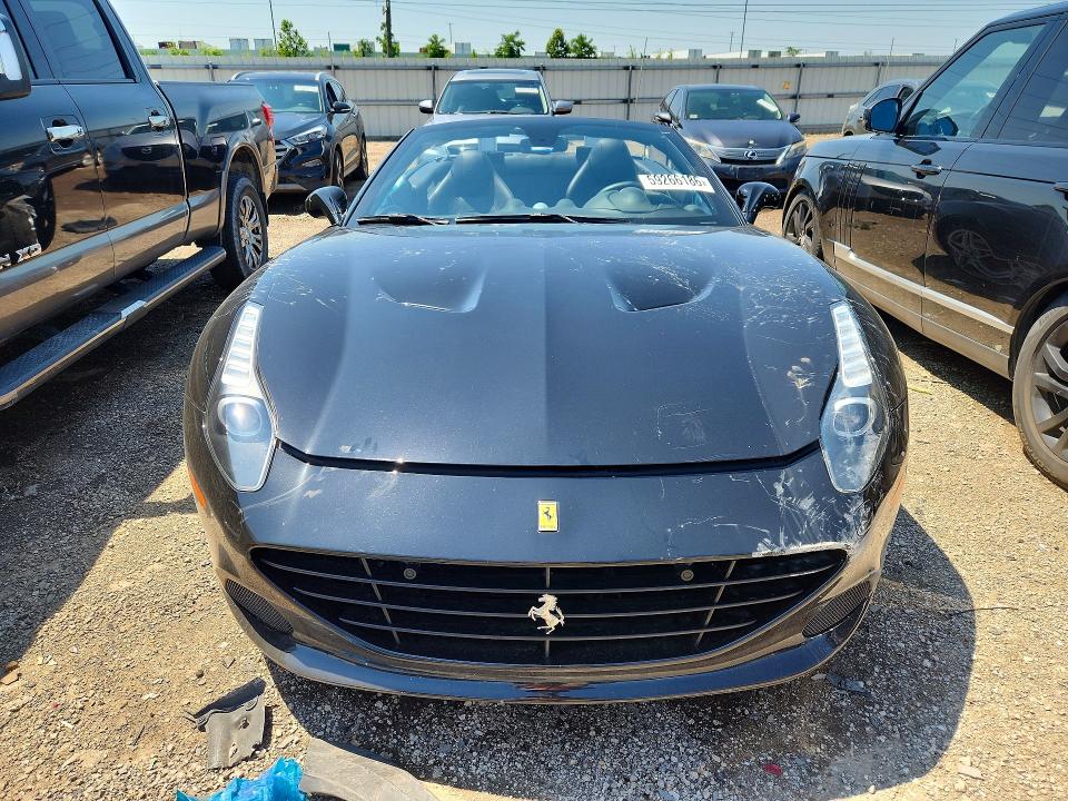 2015 Ferrari California T მანქანა იყიდება აუქციონზე, vin: ZFF77XJA9F0211380, აუქციონის ნომერი: 59266186