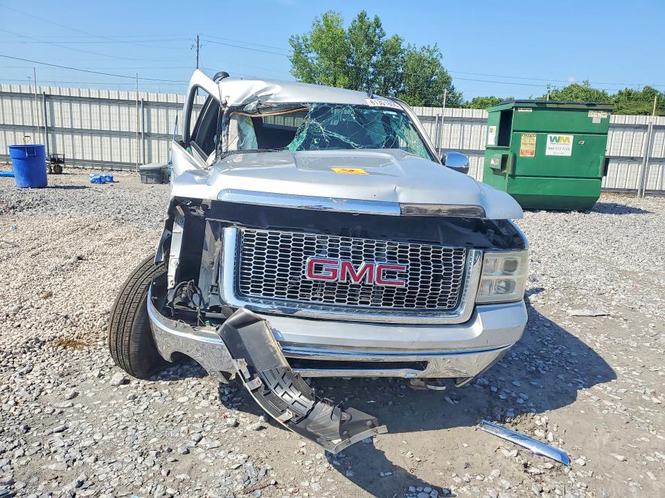 61301806 :رقم المزاد ، 1GTR1VE09BZ390122 vin ، 2011 Gmc Sierra مزاد بيع