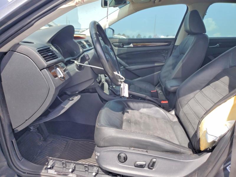 60160646 :رقم المزاد ، 1VWCS7A33EC072421 vin ، 2014 Volkswagen Passat مزاد بيع