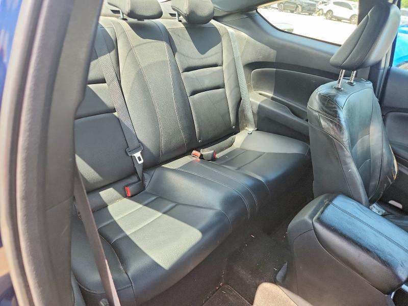 62039656 :رقم المزاد ، 1HGCT2B86HA003303 vin ، 2017 Honda Accord مزاد بيع