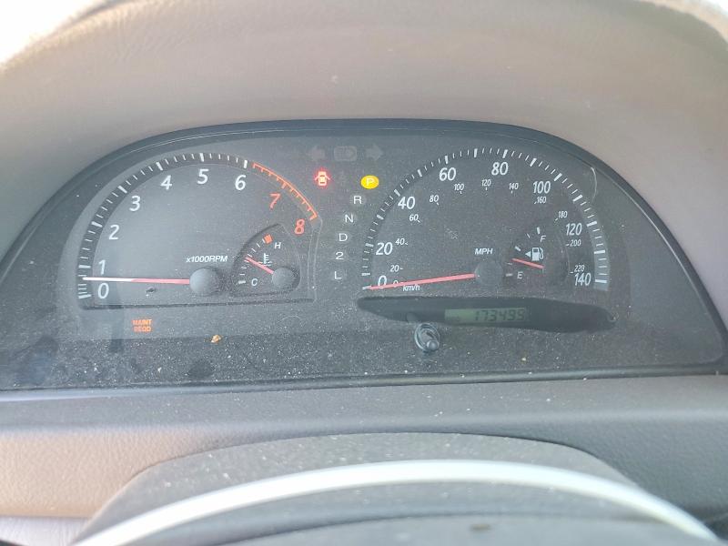 62670326 :رقم المزاد ، 4T1BE32K04U326563 vin ، 2004 Toyota Camry مزاد بيع