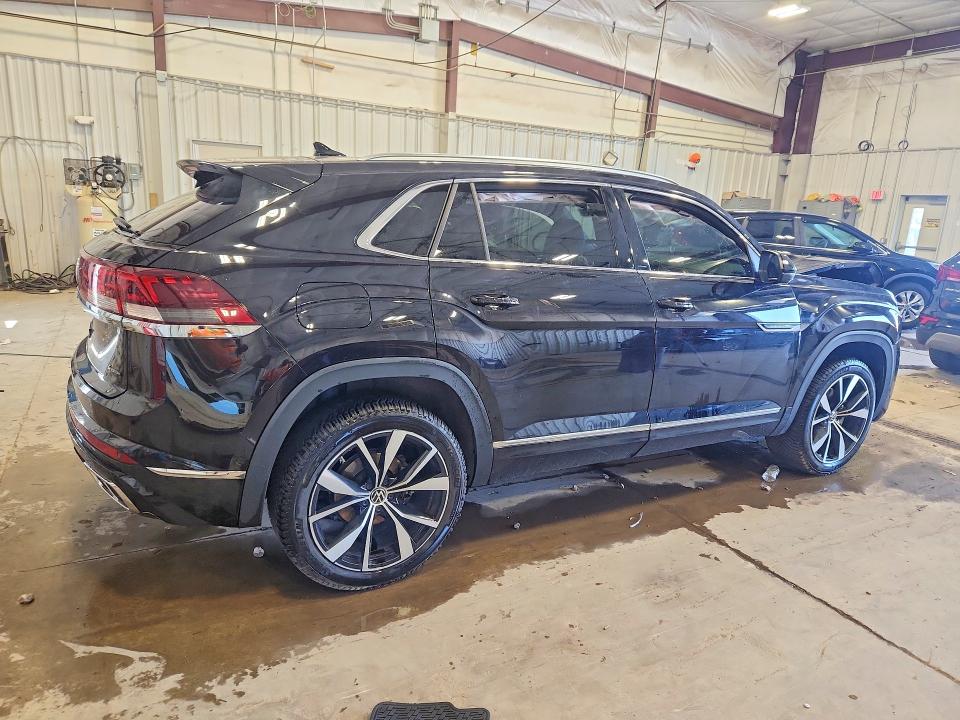 2024 Volkswagen Atlas Cross Sport მანქანა იყიდება აუქციონზე, vin: 1V2FE2CA9RC207914, აუქციონის ნომერი: 59789856