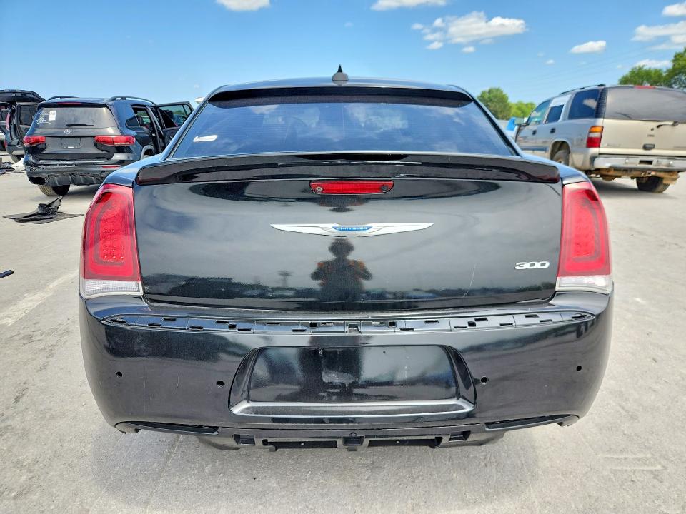 2015 Chrysler 300c მანქანა იყიდება აუქციონზე, vin: 2C3CCAEG7FH849003, აუქციონის ნომერი: 61634686