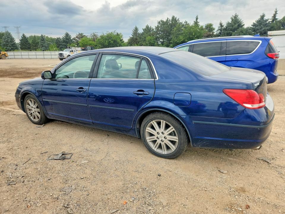 59961186 :رقم المزاد ، 4T1BK36B85U014544 vin ، 2005 Toyota Avalon مزاد بيع