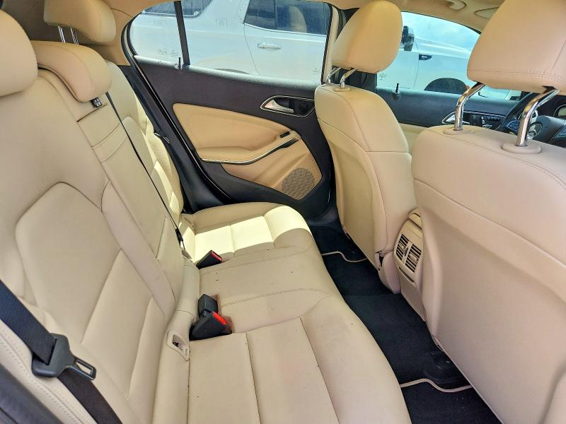 60491376 :رقم المزاد ، WDCTG4GB9LU022237 vin ، 2020 Mercedes-benz Gla مزاد بيع