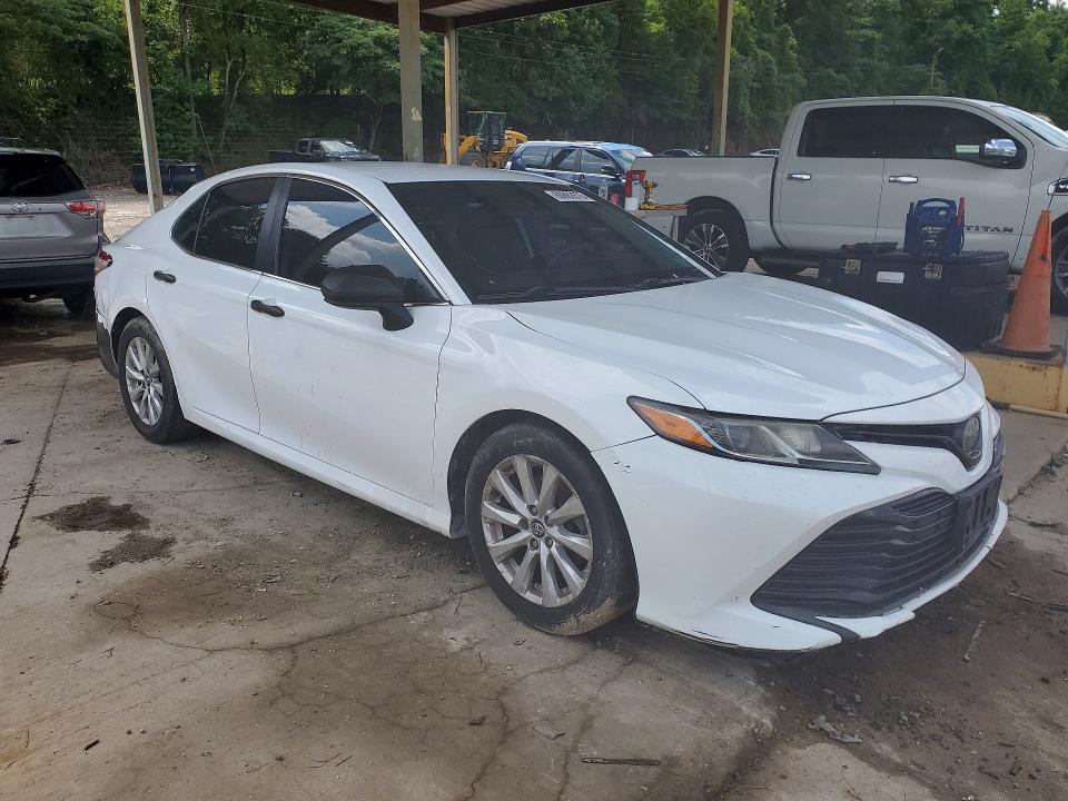 2019 Toyota Camry მანქანა იყიდება აუქციონზე, vin: 4T1B11HK1KU790143, აუქციონის ნომერი: 60862676