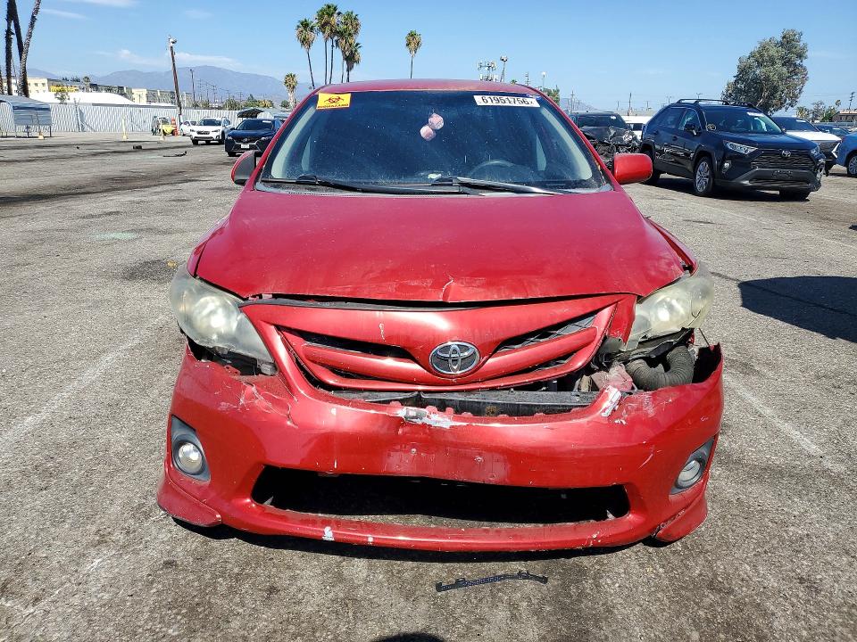 61951756 :رقم المزاد ، 5YFBU4EE1DP195174 vin ، 2013 Toyota Corolla مزاد بيع