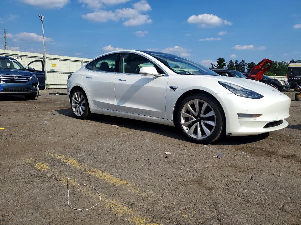 60465256 :رقم المزاد ، 5YJ3E1EA9LF740710 vin ، 2020 Tesla Model 3 مزاد بيع