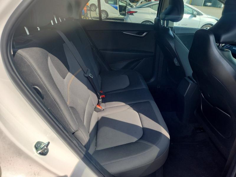 2026 Kia Niro მანქანა იყიდება აუქციონზე, vin: KNDCP3LE1T5323613, აუქციონის ნომერი: 62274426