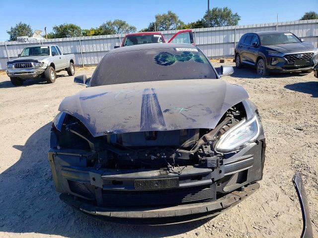 63372876 :رقم المزاد ، 5YJSA1E26MF418222 vin ، 2021 Tesla Model S مزاد بيع