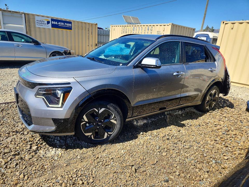 Продаж на аукціоні авто 2024 Kia Niro, vin: KNDCR3L14R5113670, номер лоту: 61547046
