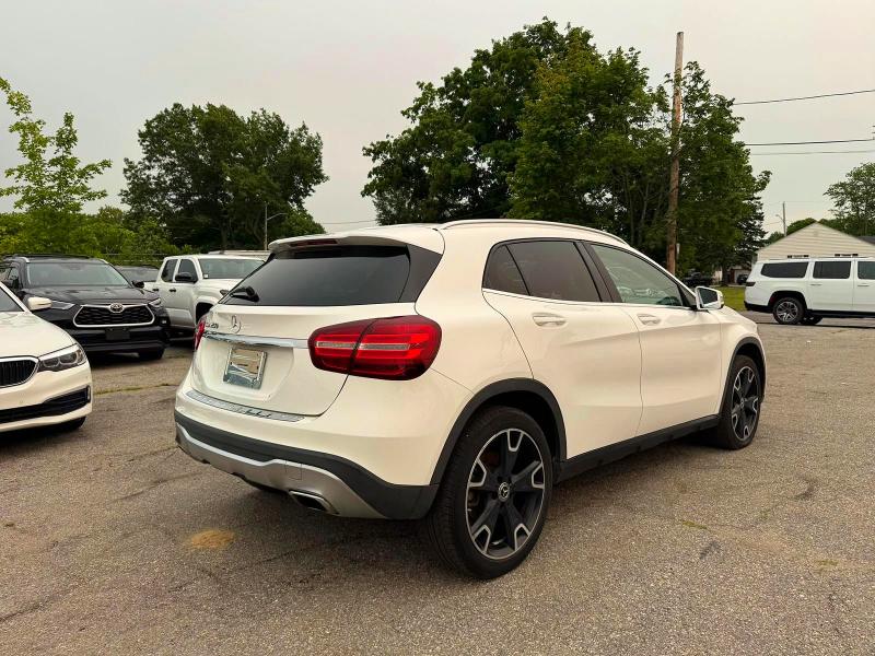 2019 Mercedes-benz Gla მანქანა იყიდება აუქციონზე, vin: WDCTG4EB1KU004669, აუქციონის ნომერი: 61527546