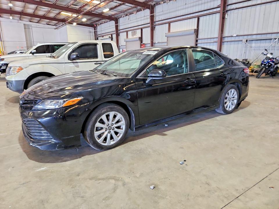 2019 Toyota Camry მანქანა იყიდება აუქციონზე, vin: 4T1B11HK7KU198004, აუქციონის ნომერი: 60351396